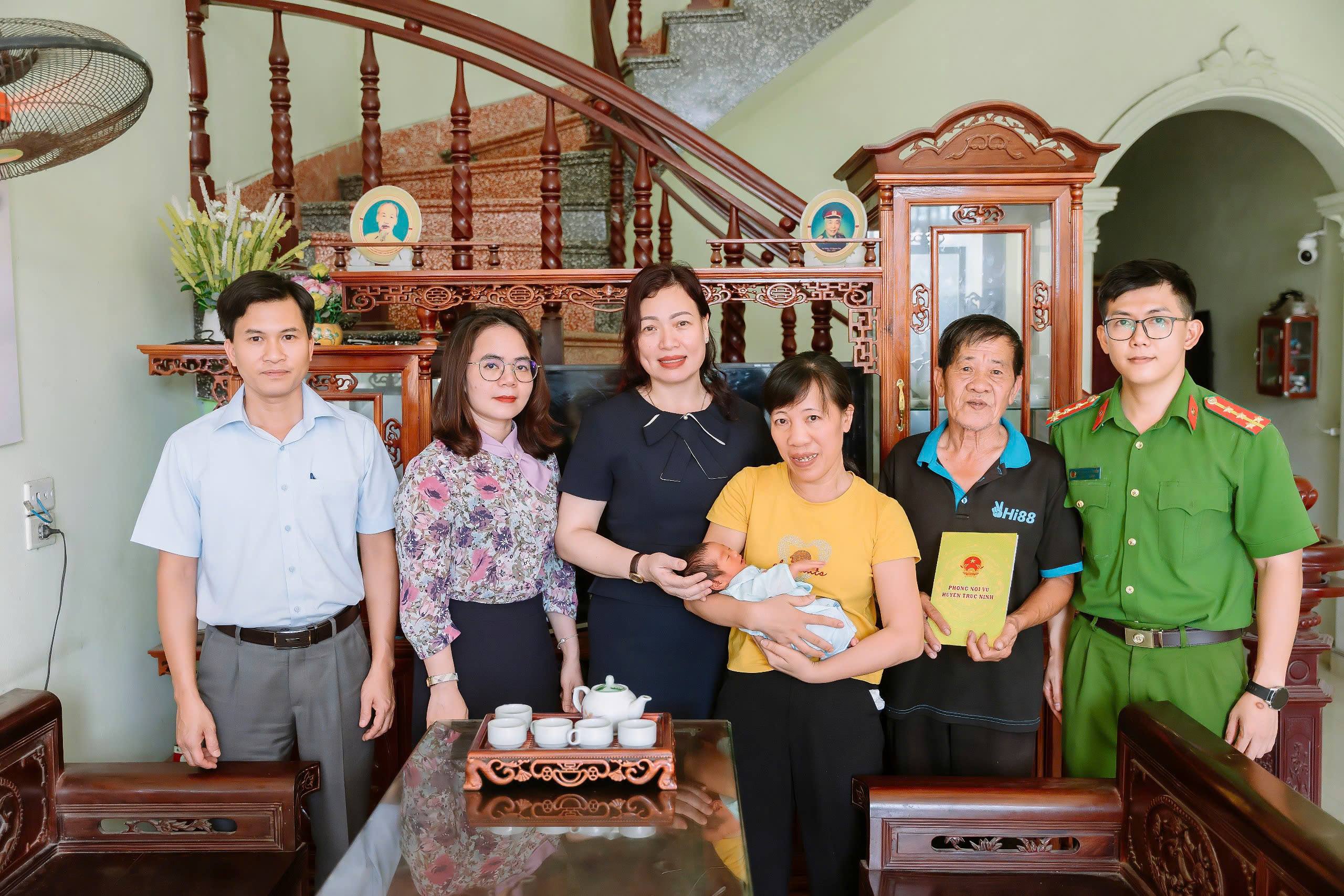 anh tin bai